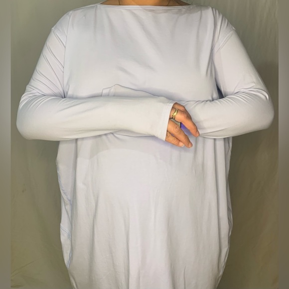 Lululemon - Picture 14 of 16